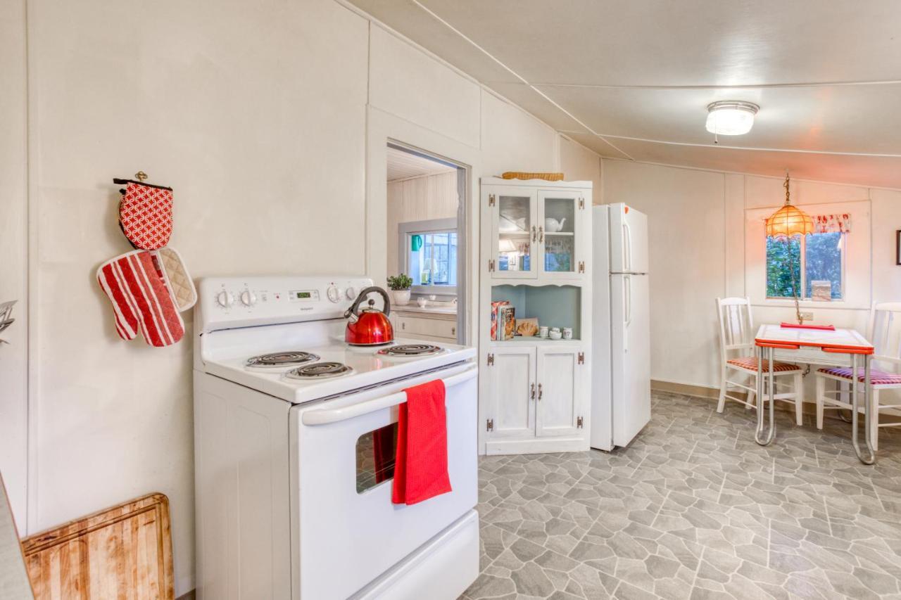 Seaside Classic Cozy Bungalow Kültér fotó